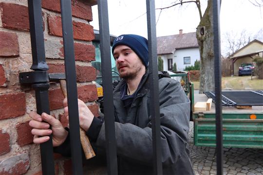 Obě hřbitovní brány prošly obnovou