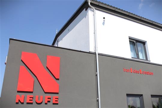 NEUFE v Přibyslavi oživuje železo